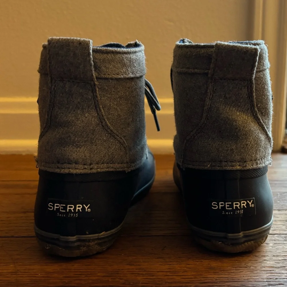 SPERRY Bowline Classic Duck Boot in Gray and Blue